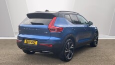 Volvo Xc40 2.0 T4 R DESIGN Pro 5dr AWD Geartronic Petrol Estate